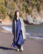 画像をギャラリービューアに読み込む, kimeguru dress 藍染(裏地付ver.)