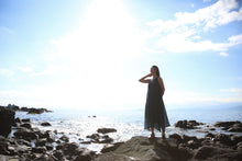 画像をギャラリービューアに読み込む, kimeguru dress 藍染(裏地付ver.)