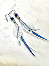 画像をギャラリービューアに読み込む, ”カツオブルー” かつお食堂★別注 ラピスラズリ&ダンガリーシャツの羽ピアス/イヤリング ー yuha. × Re Jewelry by Licht