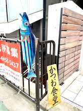 画像をギャラリービューアに読み込む, ”カツオブルー” かつお食堂★別注 ラピスラズリ&ダンガリーシャツの羽ピアス/イヤリング ー yuha. × Re Jewelry by Licht